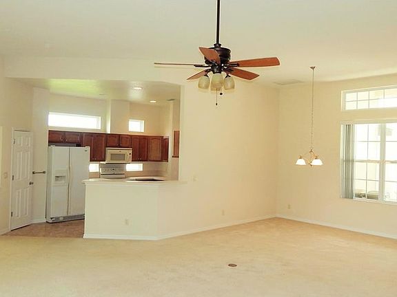 4th image of 21440 Royal Troon Dr