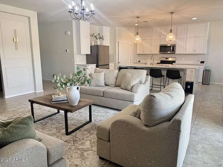 1090 W Beacon Dr — Photo 8
