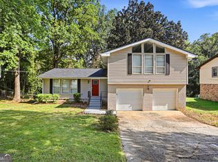 2290 Emerald Springs Dr, Decatur, GA 30035