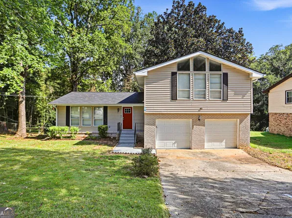 2290 Emerald Springs Dr, Decatur, GA 30035