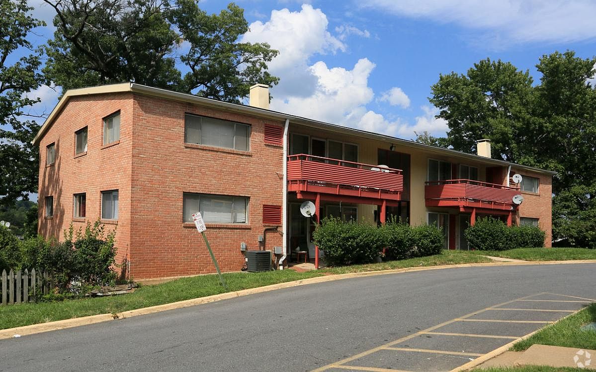 East Pines Terrace Apartments Riverdale Md Zillow