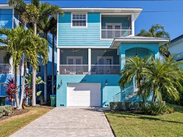 7005 Holmes Blvd, Holmes Beach, FL 34217