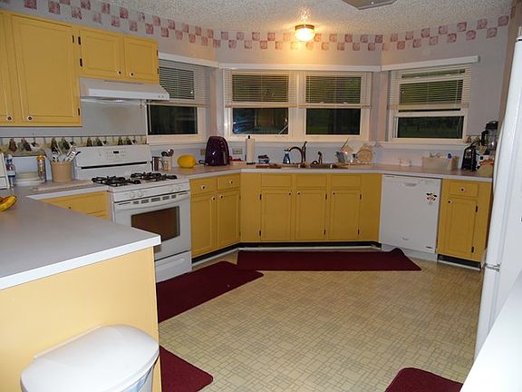 4th image of 133 Oak Hollow Dr