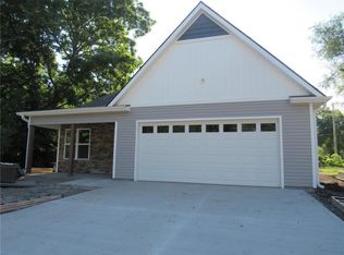 839 S Cypress St, Ottawa, KS 66067