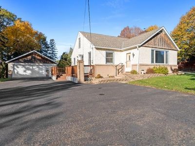 2791 Centerville Rd, Little Canada, MN, 55117