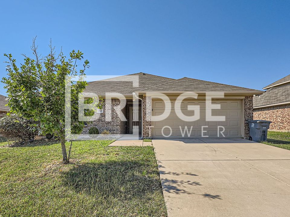 1st image of 15648 Gatsby Ln