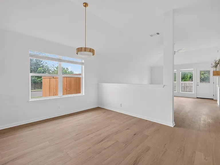 16517 Trevin Cv — Photo 7