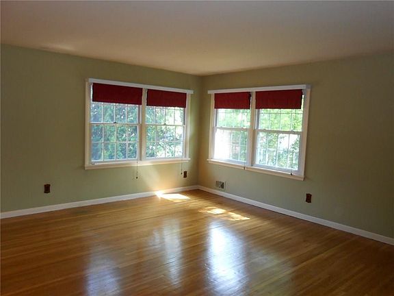 5th image of 244 East St