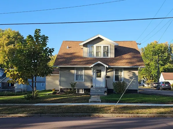 507 E 4th St, Fairmont, MN 56031