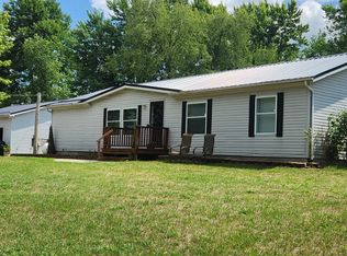 6589 W Pine Cone Dr, Weidman, MI 48893