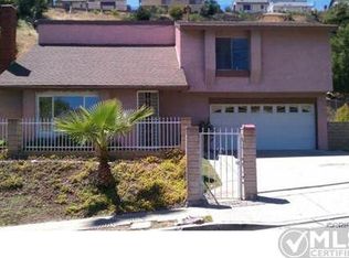 10641 De Haven Ave, Pacoima, CA 91331