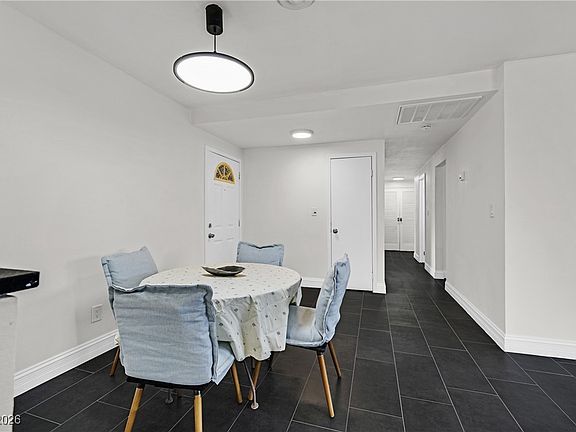 5th image of 4516 E Flamingo Rd