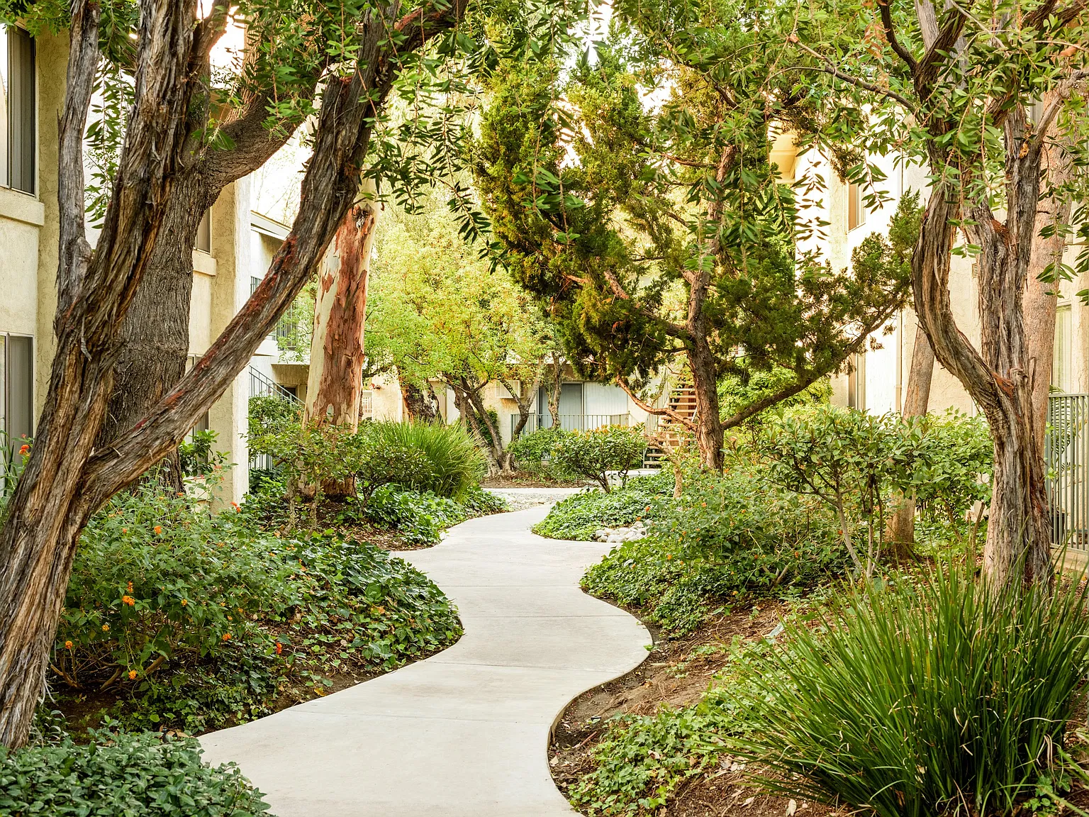 Village Pointe Apartments — Photo 3