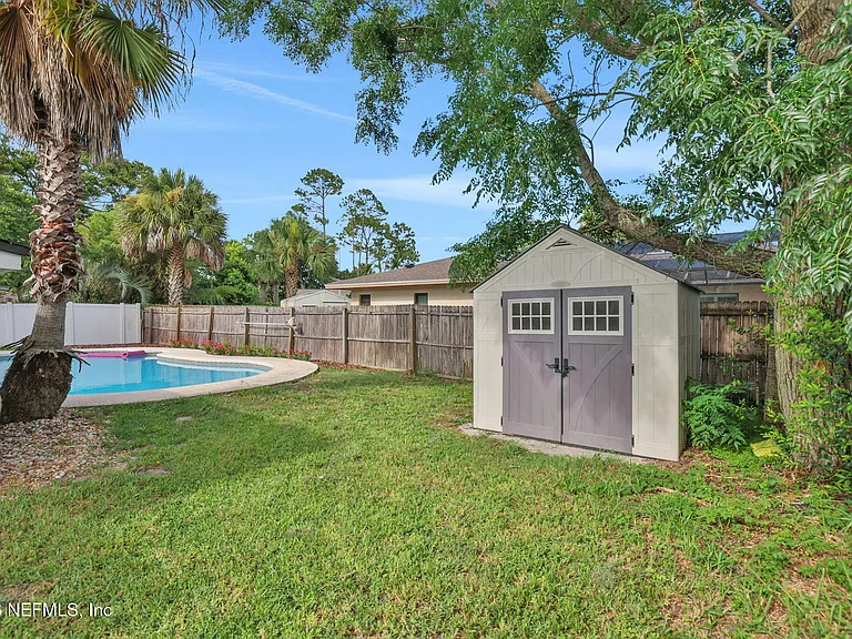 42 Dolphin Blvd — Photo 38