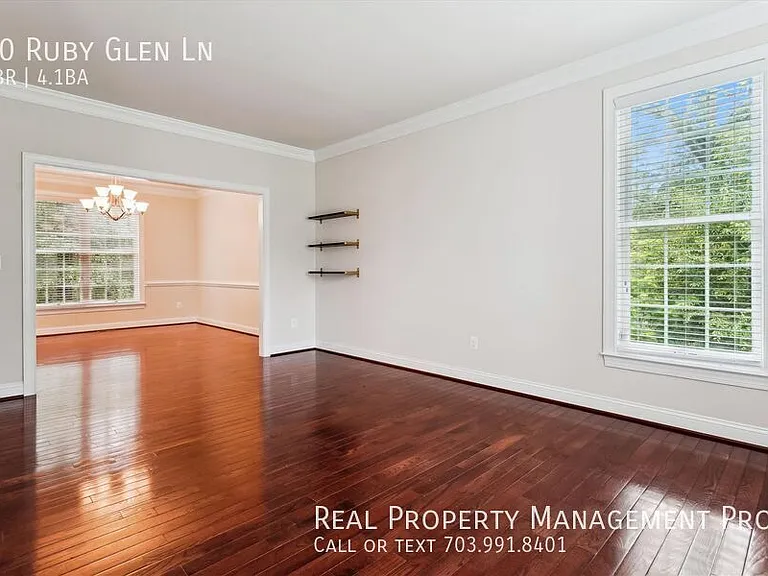 70 Ruby Glen Ln — Photo 23