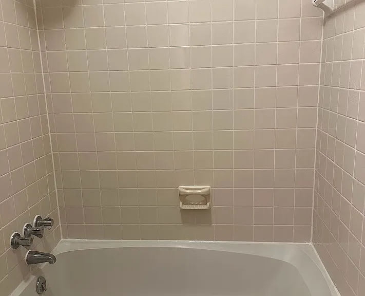 604 Tuxworth Cir #604 — Photo 6
