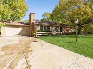 5314 E Wonder Lake Rd, Wonder Lake, IL 60097