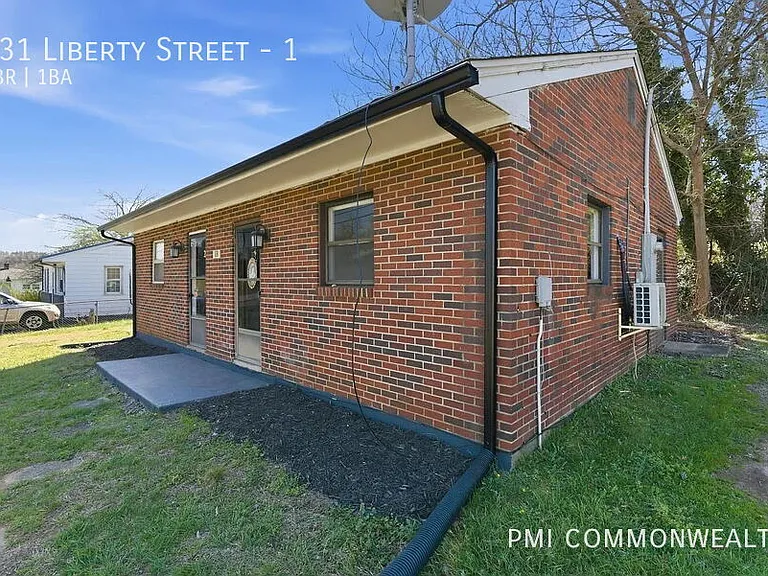 831 Liberty St #1 — Photo 20