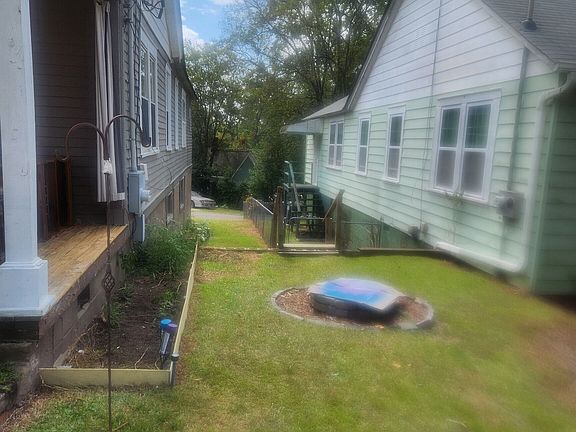 3rd image of 54 Poplar St