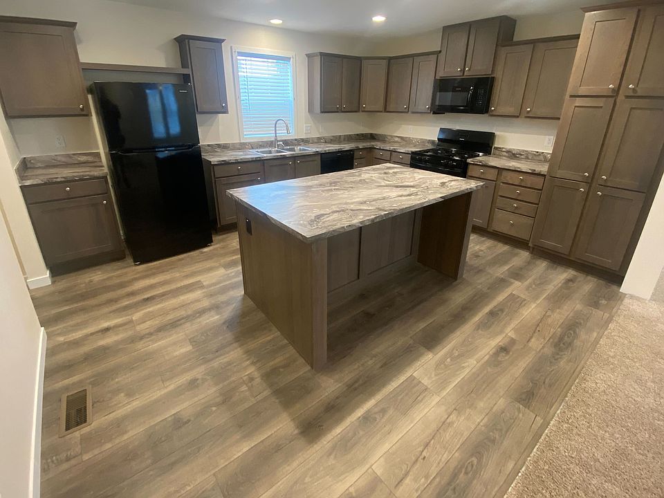 Kitchen 1