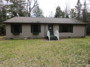 5365 N Riverview Rd, Hessel, MI 49745