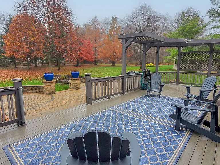5790 Rushwood Dr — Photo 56