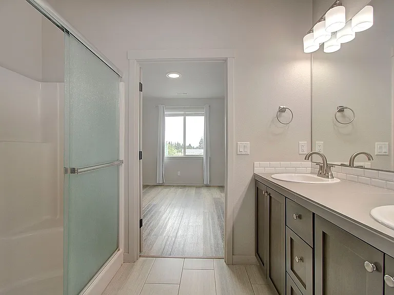 13000 NE 24th Cir — Photo 21