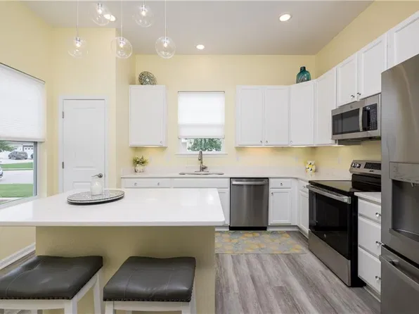 1915 Canning Pl, Chesapeake, VA 23322