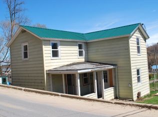 18 Latourelle Ln, Keeseville, NY 12944