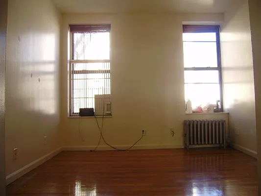 Rented by Mauro Bros Real Estate Services LLC | media 28