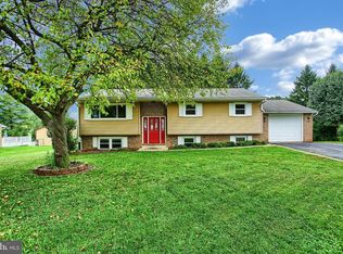 302 Widders Dr, Mechanicsburg, PA 17055