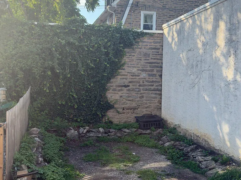 3323 Tilden St — Photo 6