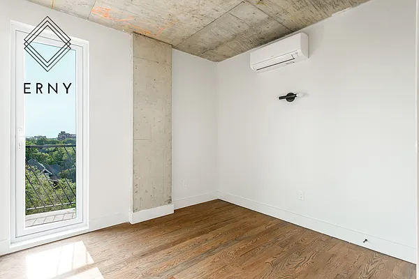 Rented by ERNY LLC | media 21