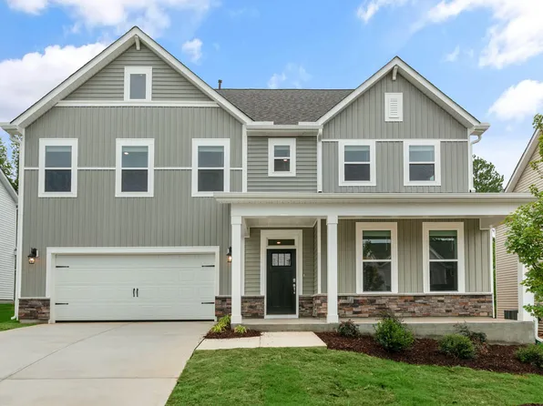 264 Umstead St, Sanford, NC 27330