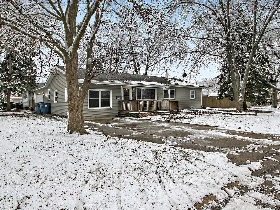 1st image of 526 Juniper Ln