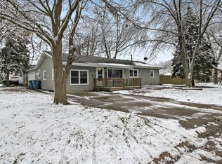 526 Juniper Ln, Bradley, IL 60915