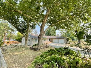 1108 Cedar St, Yreka, CA