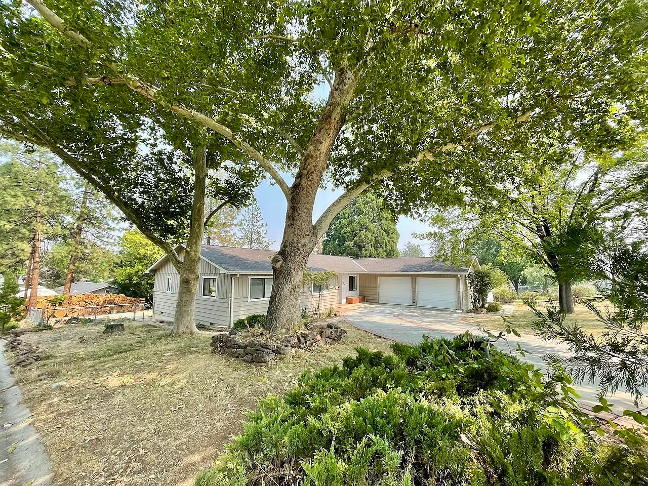 1108 Cedar St photo 1