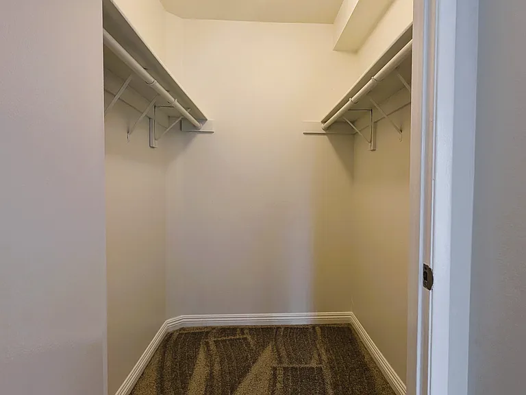 Camarillo Sunshine Apartments — Photo 28