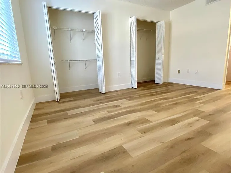 2212 W 74th St #101-28 — Photo 25