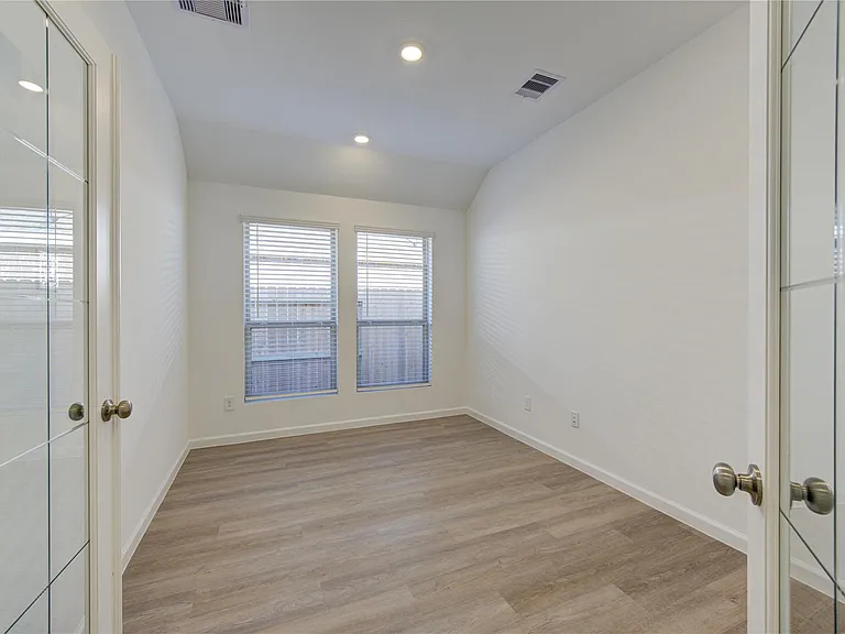 30347 Tall Fescue Dr — Photo 14