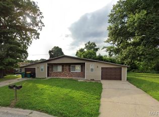 204 Liberty Dr, Belleville, IL 62226