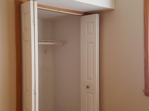 4th image of 5039 W Carmen Ave #1