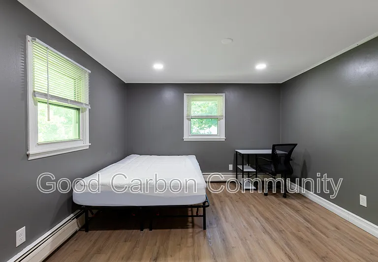 42 Water St — Photo 5