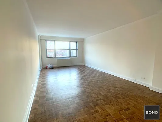 Rented by Bond New York | media 10