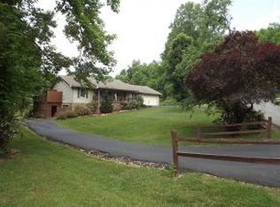 191 Creek Rd, Erwin, TN 37650