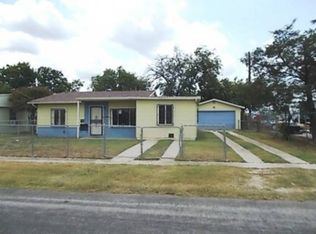 307 Highway Dr, San Antonio, TX 78219