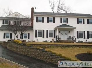 3 Lumac Dr, East Hanover, NJ 07936