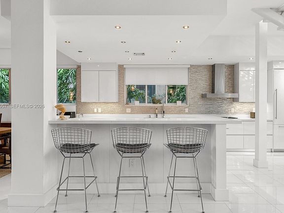 5th image of 3861 Kumquat Ave