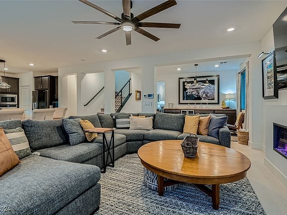 3rd image of 10151 Eden Mountain St